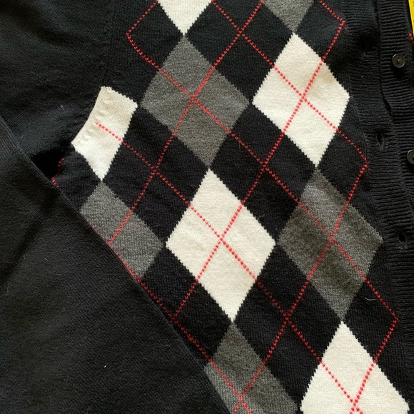 Preppy cardigan. Button down crew neck style. - Picture 3 of 5